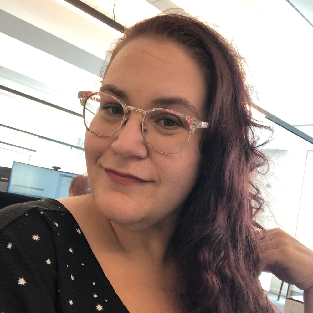 Meet your Posher, Laura